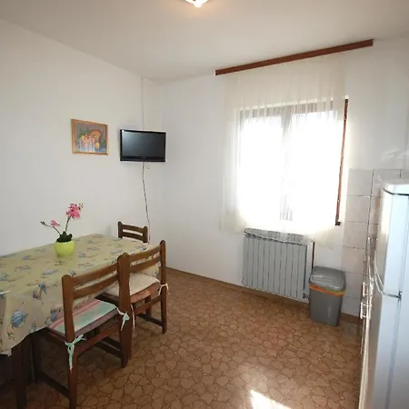 Fuer 4 Personen Ca 46 Qm In Njivice, Kvarner Bucht Krk Apartment Njivice